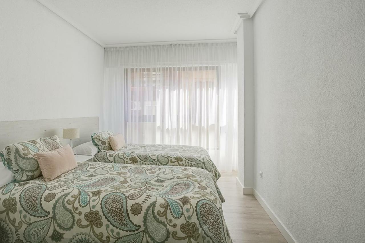 Un Lujo En El Corazon De Alicante Esterno foto