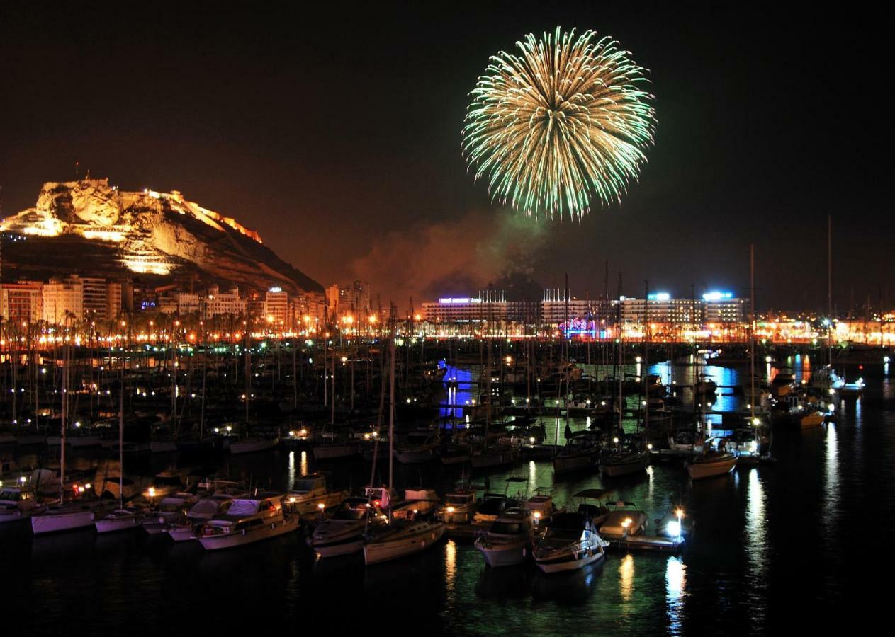 Un Lujo En El Corazon De Alicante Esterno foto
